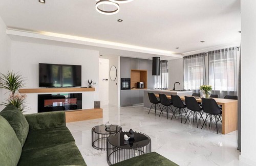 Nova Vas House | Attractive villa Diva with swimming pool lies near Porec and the sea.