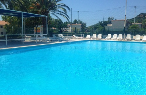 Falerna Apartment | Holiday Apartment "Trilocale 31 Residence La Giungla" with Sea View, Shared Pool & Wi-Fi