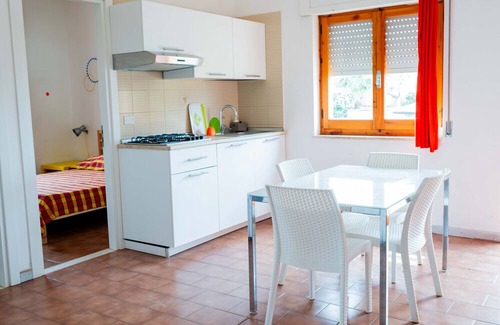 Falerna Apartment | Holiday Apartment "Bilocale 82 Residence La Giungla" with Sea View, Shared Pool & Wi-Fi