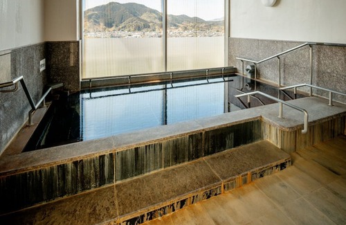 Nichinan House | JapaneseWestern room 8 tatami mats 2 meals inclu / Nichinan Miyazaki