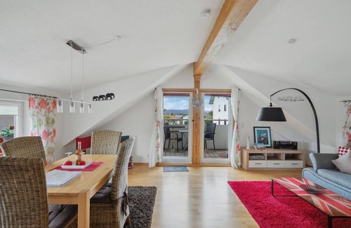 Hergatz Apartment | Look forward to a wonderful break from everyday life in this vacation apartment.