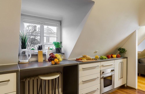 Nowe Miasto Apartment | Stylish apartment near Park Fontan