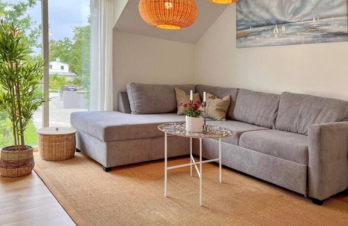 Ljugarn Apartment | Modern apartment in the center of quiet Ljugarn and close to the beach.