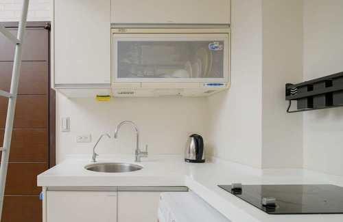 Xinyi Condo | 1.5 Min Walk to City Hall MRT Cinema Experience