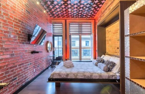 Old Montreal Apartment | Unique Designer's Loft