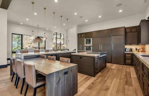 Park City House | Private Heated Pool, Ski in Ski out, Hot Tub