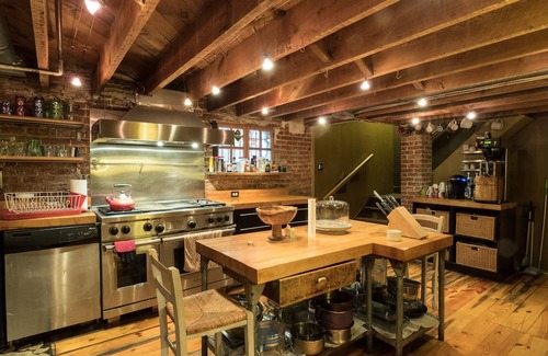 16th Street Heights House | DC Gem 10 Bedrooms/9.5 Baths! Short Stays Available Too!