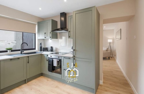 Sandhaven Apartment | Fraserburgh Residence - SJA Stays - Modern 3 Bed