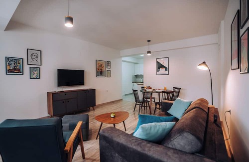 Ohrid Apartment | Matisse Suite Ohrid - Charming apartment with private garage