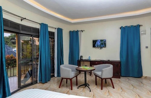 Fort Portal Cottage | llllllllllllllllllllllllllll