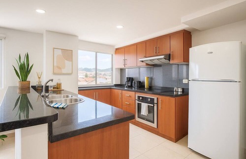 Cuenca Apartment | Gran Esmeralda Espacio, Vista y Estilo +2 Garaje