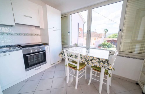 Magazzini Apartment | La Casetta - Cottage with garden