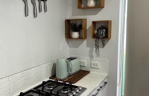 Baldivis House | Baldivis Home Close to IGA/CAFE/RESTAURANTS