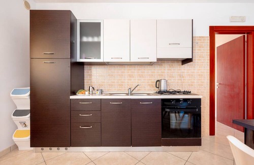 Castromediano House | Holiday Home 'Manuela' with Balcony, Wi-Fi and Air Conditioning