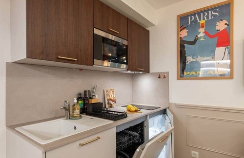 Jardin des plantes Apartment | - LOFT LEON -