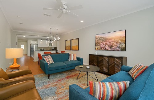 Epworth Acres House | Island Townhouse Summ