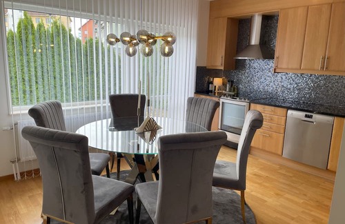Steningehojden Villa | Nice Villa in Stockholm Near Arlanda Airport