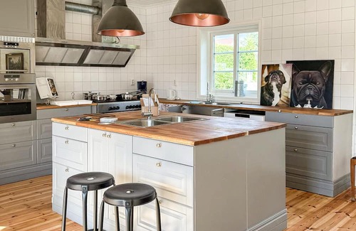 Tranas House | Beautiful home in Tranås with sauna