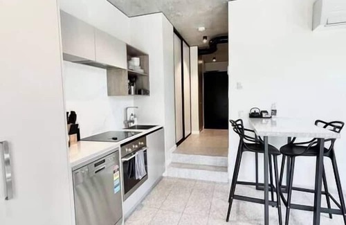 Kingston Apartment | Welcome to the Woolstore!