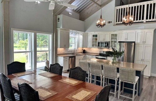 Statesboro House | Brand New Game Day Listing! GATA Getaway! 2 bed, 2 bath, 15 min from Stadium.