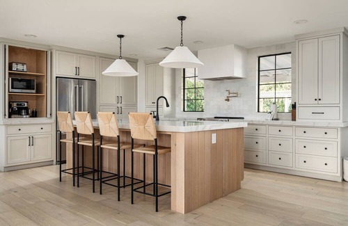 Scottsdale Highlands House | Modern Retreat with Pool, Fire Pit & Outdoor Living