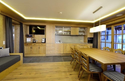 Hinterglemm House | Vacation home for 10 guests with 120m² in Hinterglemm (273725)