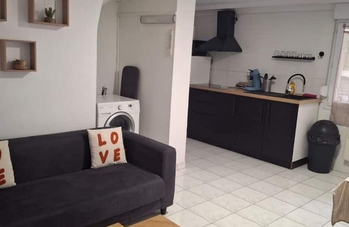 Ancely Apartment | T3 Villa ROMAN-Clim- wifi-Tram-Parking-Terrace