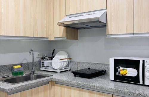 Mandurriao Apartment | Simple & Stylish Studio Stay at WV Towers