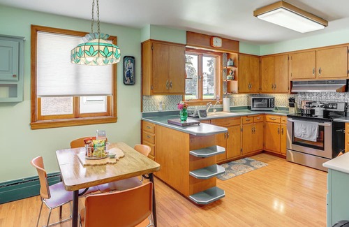 Tiffin House | < 1 Mi to Dtwn Tiffin: Home w/Outdoor Space!