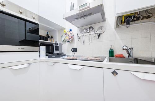 Province of Messina Apartment | Apartment 'Casa Dei Mori' with Wi-Fi and Air Conditioning
