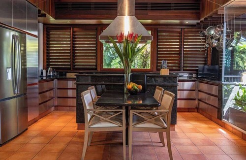 Port Douglas House | 17 Wharf Street - Main House
