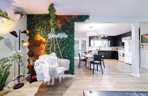 Northeast Edmonton House | Relax, recharge, and play. Just 15 mins from Downtown Edmonton