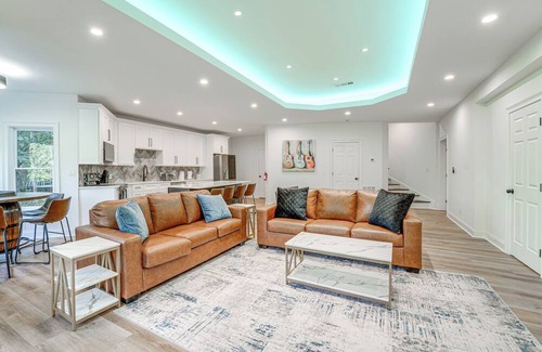 Jasper House | Hot Tub, Decks & 2 Kitchens: Mtn-View Jasper Gem!