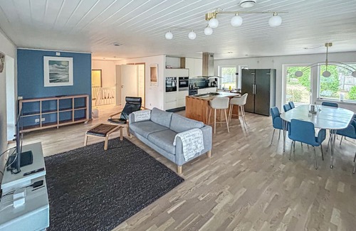 Aspet House | Awesome home in åhus with sauna