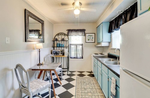 Litchfield House | Home < 3 Mi to Rte 66 & Lake Lou Yaeger!