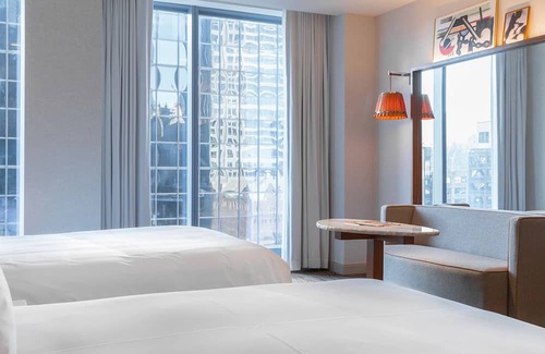 Downtown Seattle Hotel | Relaxation and Comfort in 2 Rooms with Artful Decor - Near Space Needle!