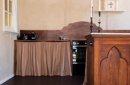 Gunbower House | The Travelling Bishop ~ Historic Church
