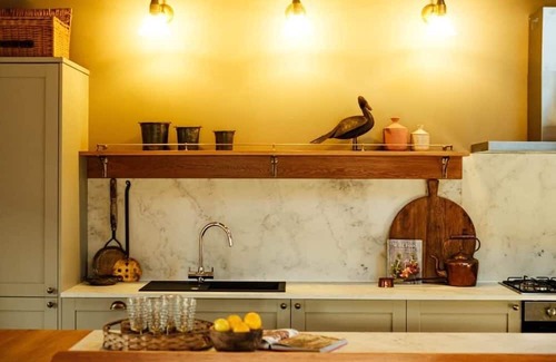 Lancaster House | Patty's Croft , Lancaster 5*