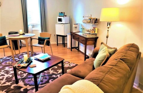 Tyrone Apartment | Private! Spacious. + Shiloh - Private. King size bed. Quiet, serene