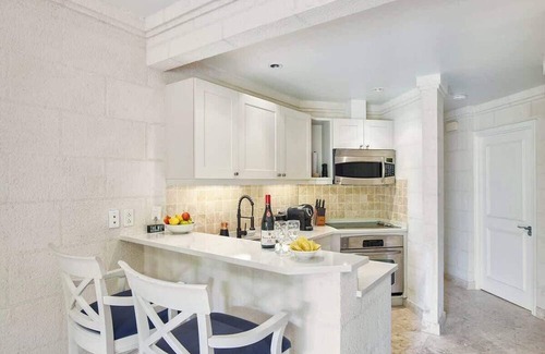 Westmoreland Apartment | ZenBreak Westmoreland Sago 113