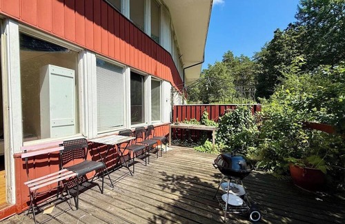 Goteborg Municipality House | Workers - 16 Beds - 2 Bath - All Inc - Near Volvo