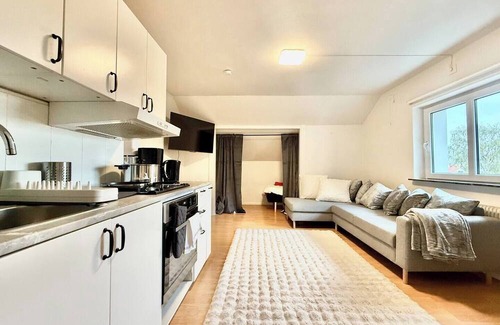 Backadalen House | Workers - Studio - Volvo - Parking lot - All-Inc