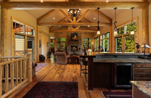 Big Sky House | Big Sky Meadow Private Retreat w/Hot Tub