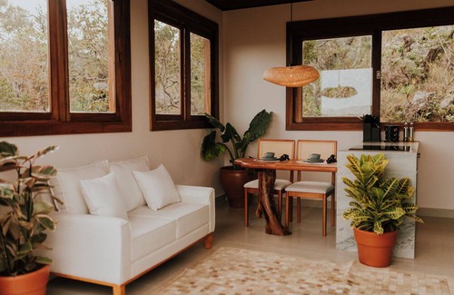 Alto Paraiso de Goias Ski Chalet | Experience the charm of Chapada: glass ceilings, stars and mountains