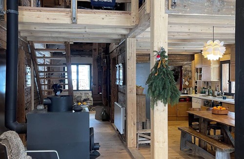 La Giettaz Ski Chalet | 10-person family chalet in the forest. Aravis pass. 2 km from the slopes
