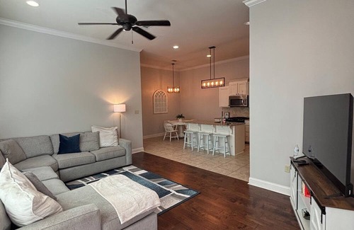 Highlands - Perkins House | 3 BR home just minutes from LSU in a gated community