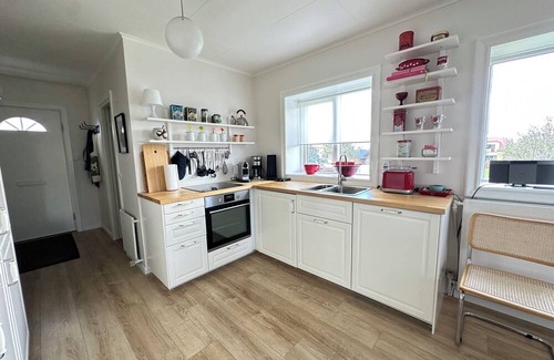 Eyrarbakki House | Holiday Home in town Eyrarbakki, South of Iceland