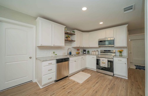 Gilmer House | Buckeye Hideaway Summ