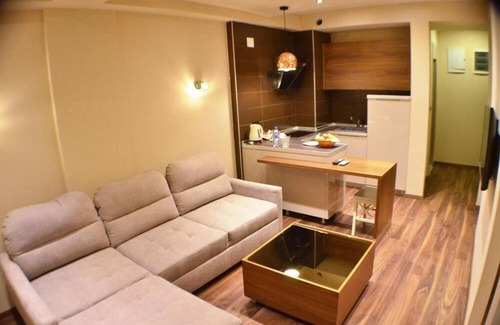 Centar Hotel | Perfect Skopje Stay: Free Breakfast and Quick Walk to Macedonia Square