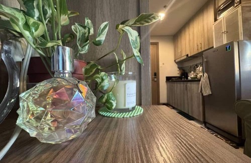 Pasay Condo | Levi & Moon's Home with pool